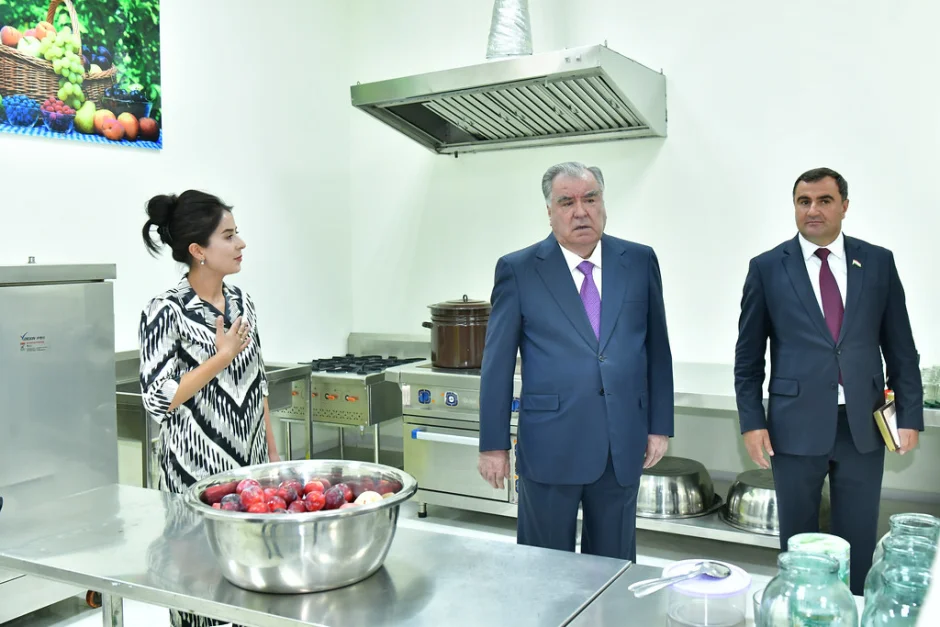 Ифтитоҳи Парки технологӣ дар ноҳияи Роштқалъа