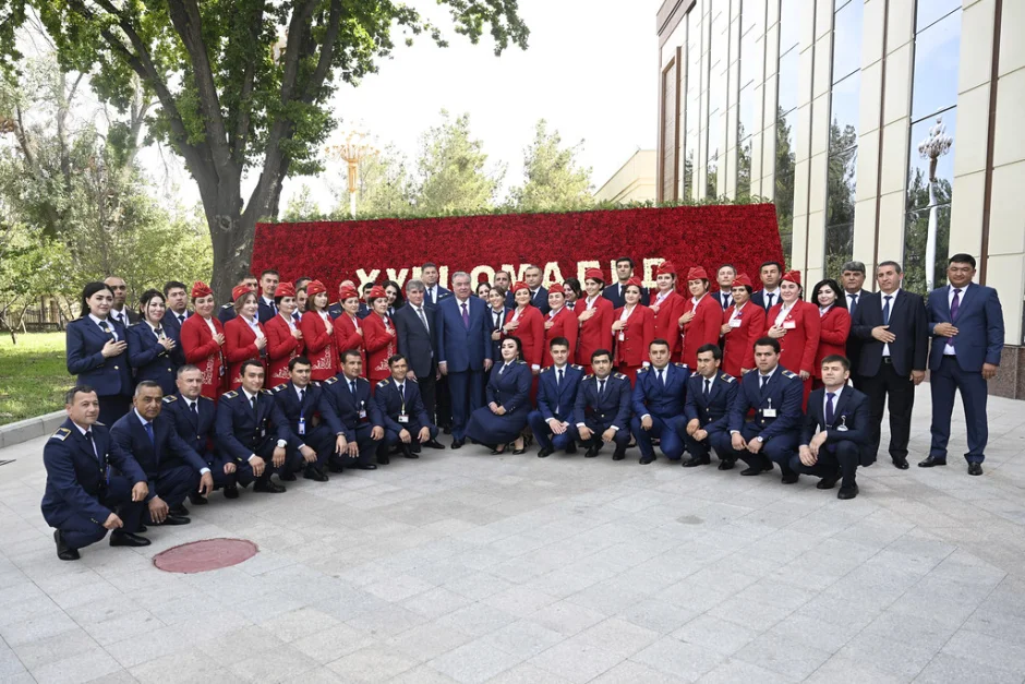 Ифтитоҳи меҳмонхонаи панҷошёнаи Кайҳони ҶСК  Фурудгоҳи байналмилалии Хуҷанд