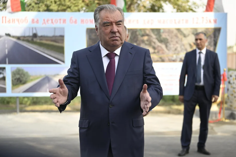 Ифтитоҳи даромадгоҳи деҳоти Панҷоби ноҳияи Мир Сайид Алии Ҳамадонӣ ва 12,75 км роҳи мошингард