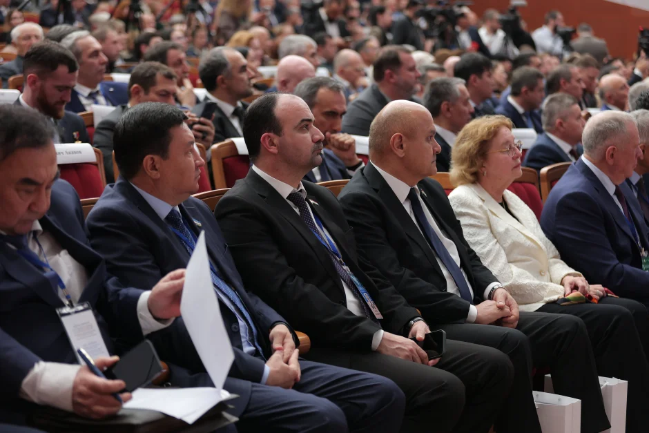 Рушди минтақаҳои кӯҳӣ ва дурнамои туризми кӯҳӣ дар кишварҳои ИДМ