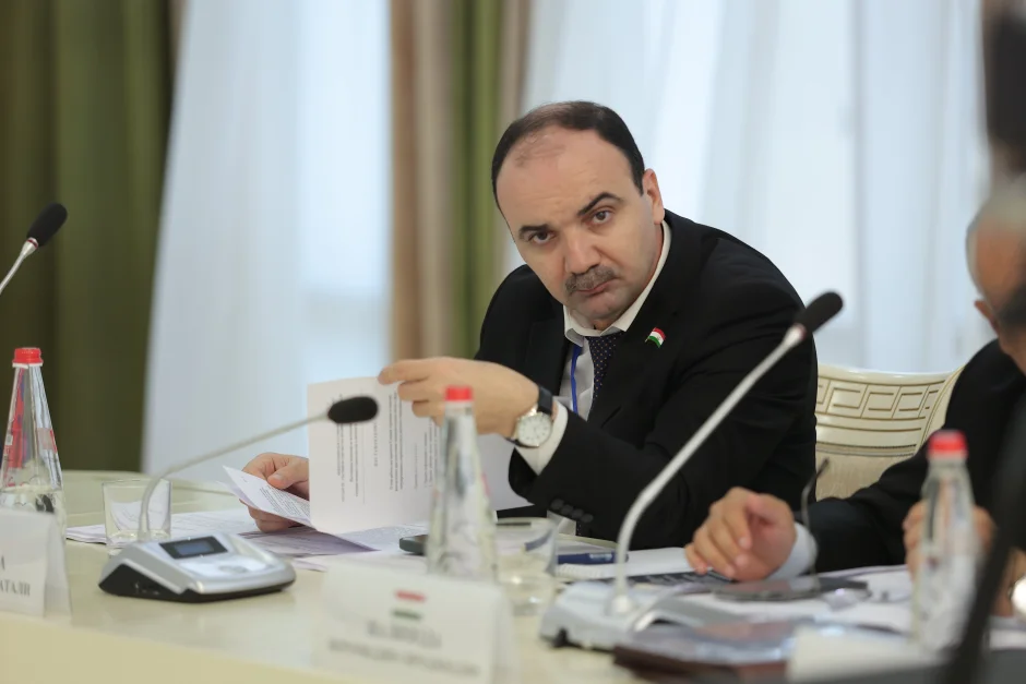 Ҷаласаи комиссияи доимии АБ аъзои ИДМ