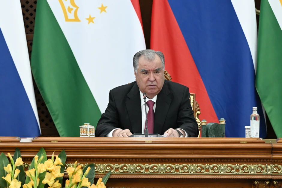 Изҳороти матбуотӣ барои намояндагони васоити ахбори омма аз рӯйи натиҷаҳои музокирот бо Президенти Федератсияи Русия Владимир Путин