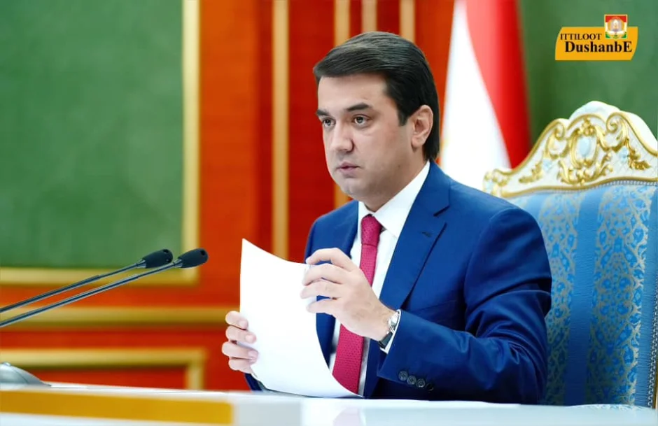 Паёми шодбошии раиси Маҷлиси миллии Маҷлиси Олии Ҷумҳурии Тоҷикистон, раиси шаҳри Душанбе муҳтарам Рустами Эмомалӣ ба муносибати рӯзи Конститутсияи Ҷумҳурии Тоҷикистон 6 ноябри соли 2025, шаҳри Душанбе