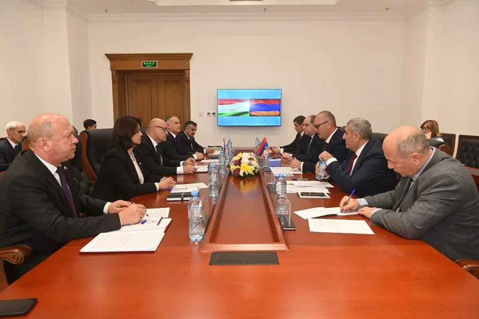 Робитаҳои парлумонӣ бо Арманистон тавсеа меёбанд