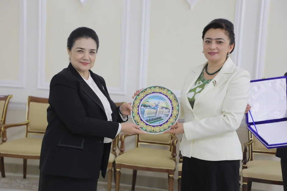 Баррасии Ҳамкориҳои парлумонӣ бо Ӯзбекистон