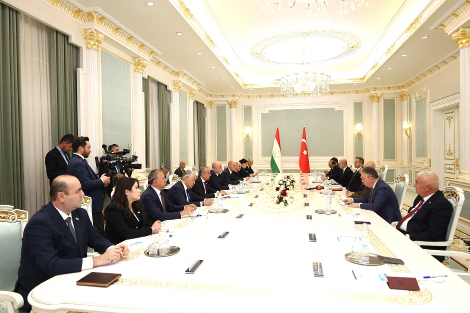 Мулоқоти Файзалӣ Идизода бо Нуман Куртулмуш