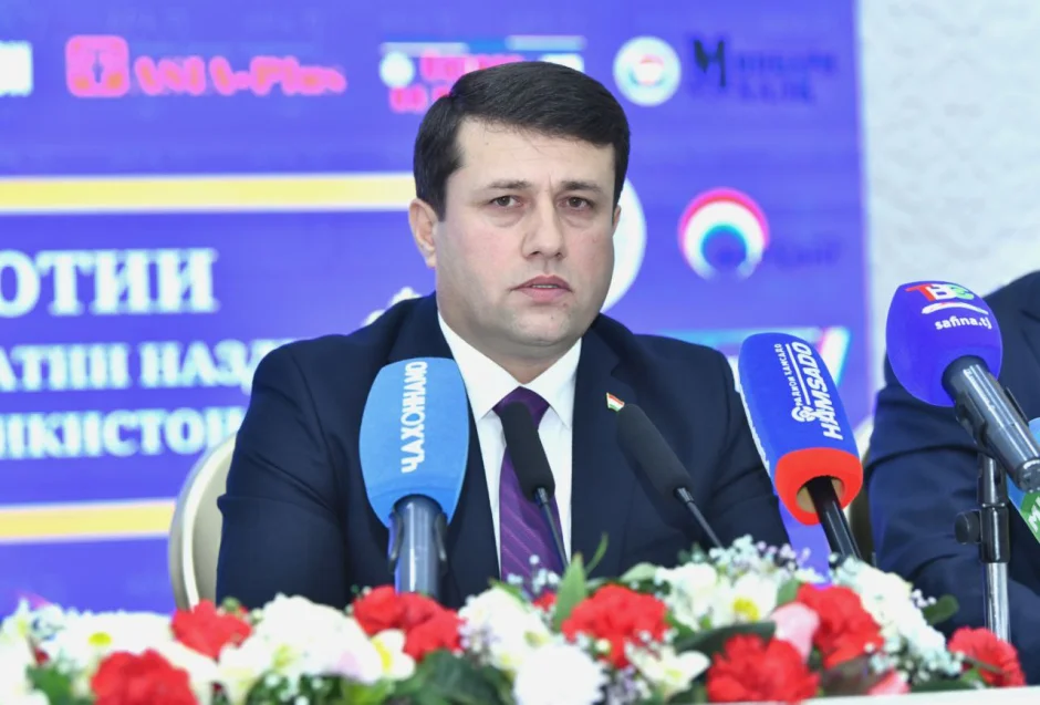 Се ихтисоси нав дар АИДНПҶТ