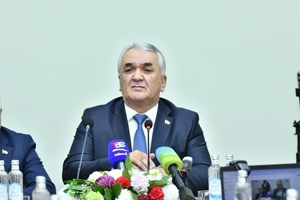 Таъсиси 12 ихтисоси нав дар ДМТ