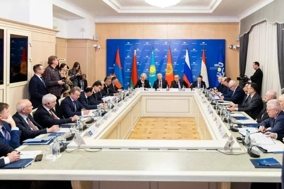 Ҷаласаи раисони кумитаҳои парлумонии СААД