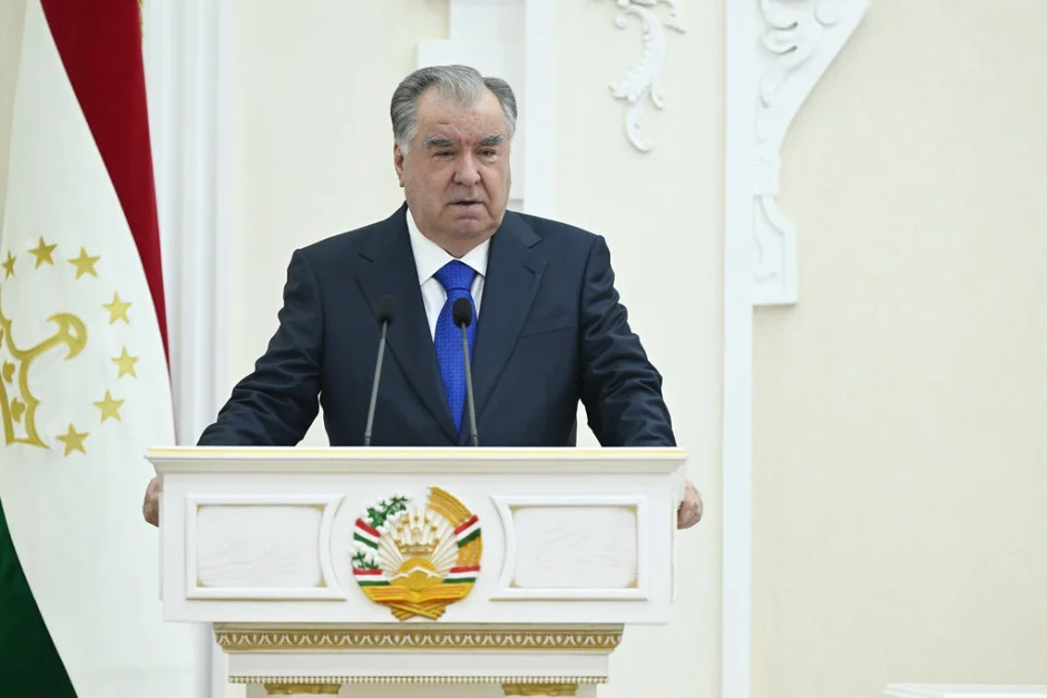 Мулоқот бо роҳбарон ва фаъолони вилояти Суғд